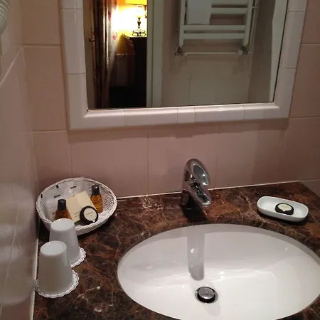 Le Saint Gregoire Hotel 4*